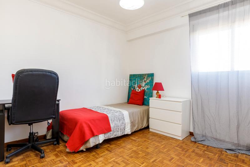 Foto 0e9a4eb1-c6e1-44bd-8e5f-54ef00a1d521. Appartamento in paseo de maría agustín 71 in Ciudad Jardín - Parque Roma Zaragoza