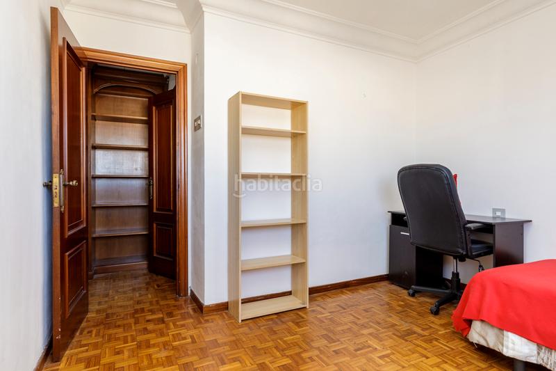 Foto fab77ae0-780c-421e-a950-34fd7a3b07ff. Appartamento in paseo de maría agustín 71 in Ciudad Jardín - Parque Roma Zaragoza