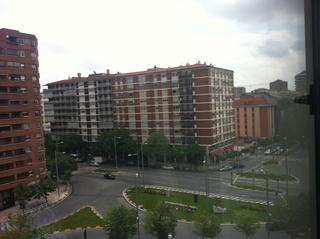 Apartament a Plaza pintor paret 2
