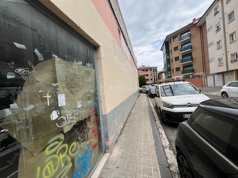 Foto 17233b51-b87c-4844-99dd-09a6b3526aca. Geschäftsraum in calle fermín tirapu 4 in Villava / Atarrabia