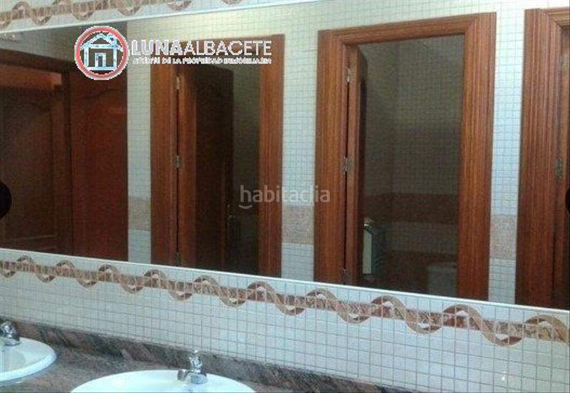 Foto 46ec177a-fc6d-4c30-8e6c-98561de346c9. Local comercial a Tobarra