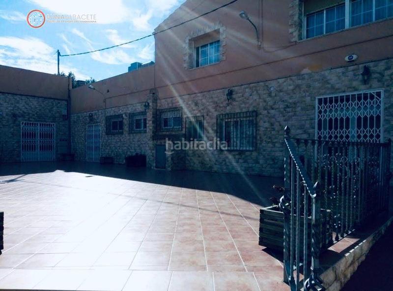 Foto d23e0ce0-0a57-401a-bc7d-e6bd1fcf46d0. Local comercial a Tobarra