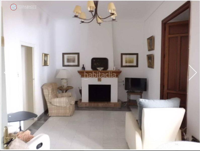 Foto 0294b24c-1b40-4d37-a06b-9e2f50da6525. Casa api luna inmobiliaria vende casa palacio en Almansa