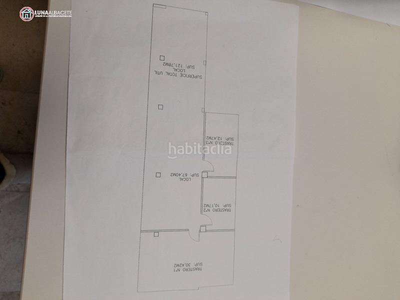 Foto 9122bd51-0bfd-4c75-bd05-2b65bd3b23ae. Lloguer local comercial a Centro Albacete