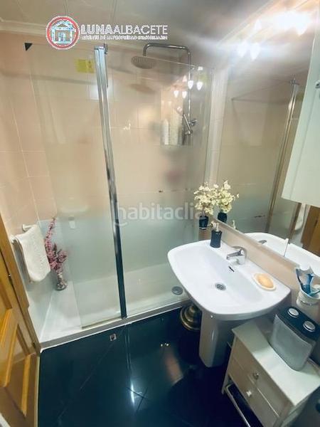 Foto 00ef85fd-60cf-4bce-acc7-54b8dc3a3ba7. Pis amb calefacció aparcament a El Pilar Albacete