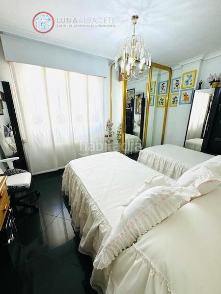 Foto 0c5f68b8-e921-4a6f-838b-d8a3203022fb. Pis amb calefacció aparcament a El Pilar Albacete