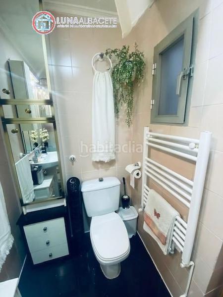 Foto 8feee27e-7efb-4283-aa59-8df6e4928c8a. Pis amb calefacció aparcament a El Pilar Albacete