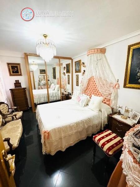 Foto b3764940-db1e-4bc8-b59d-41a0934f8c5e. Pis amb calefacció aparcament a El Pilar Albacete