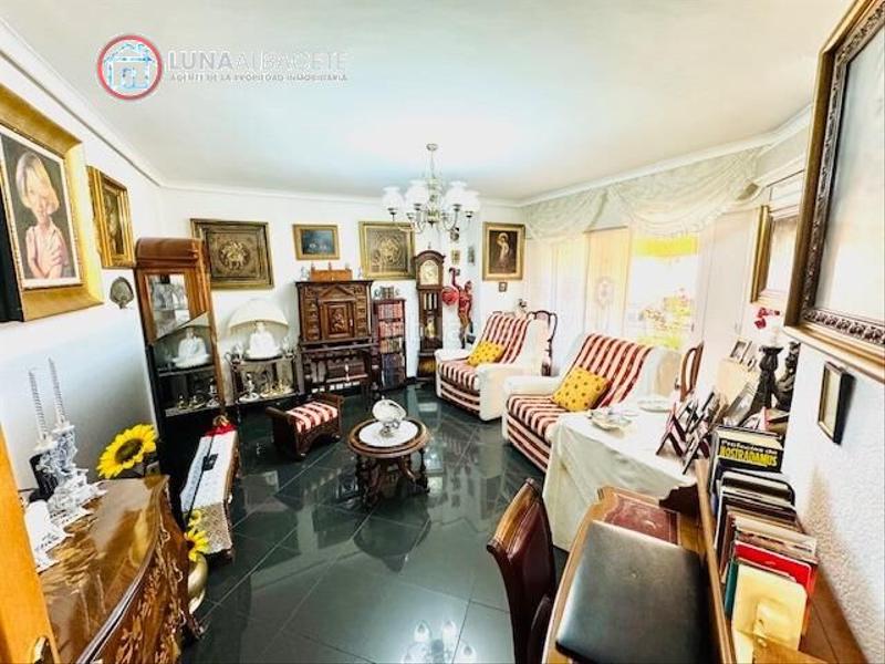 Foto de7075ad-4470-4c8f-b45d-4f6fb16ed5a0. Pis amb calefacció aparcament a El Pilar Albacete