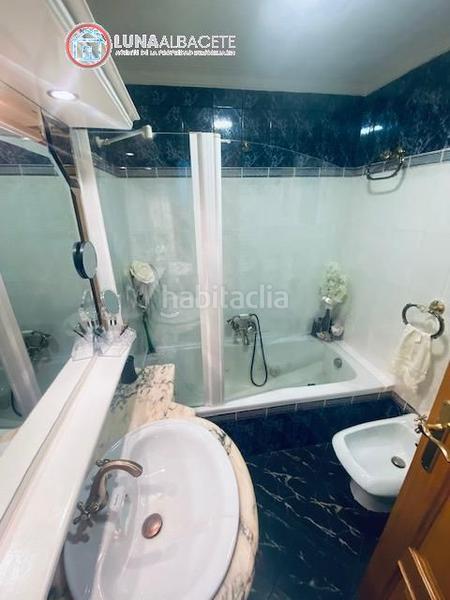 Foto f16b8cb8-2d31-421b-bfe9-d07422644e50. Pis amb calefacció aparcament a El Pilar Albacete