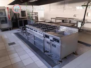 Fabrikhalle in Feria. Api luna ab vende nave campollano con cocina industrial ideal pa