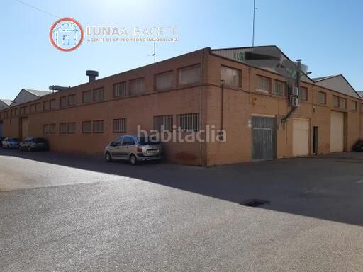 Foto 62c648f6-74fc-4dfc-8cb7-c4184f957a23. Nau industrial a Feria Albacete