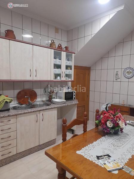 Foto a9f6b4cf-fac3-4704-8439-4cab0622289f. Casa api luna inmobiliaria vende 500 metros de casa en Albacete