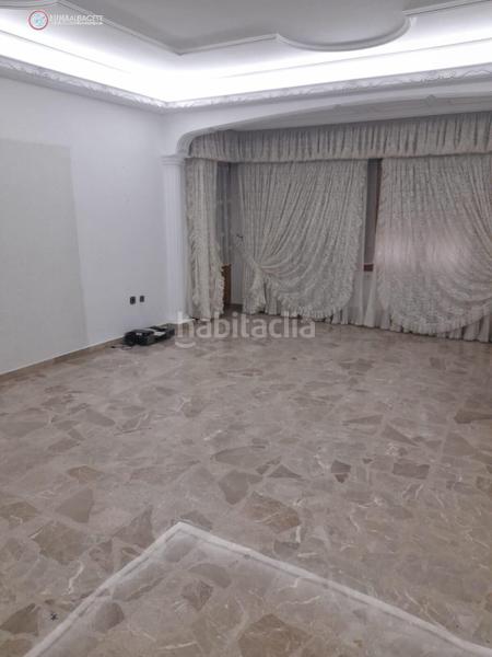 Foto be23e0c0-20dd-4b07-ad3d-3fb8f69cec5a. Casa api luna inmobiliaria vende 500 metros de casa en Albacete