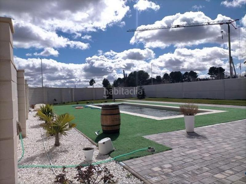 Foto 0a66dac5-4e37-4c2f-912c-e50fc6014077. Chalet api luna ab vende chalet, de lujo y diseño, urbano en Albacete