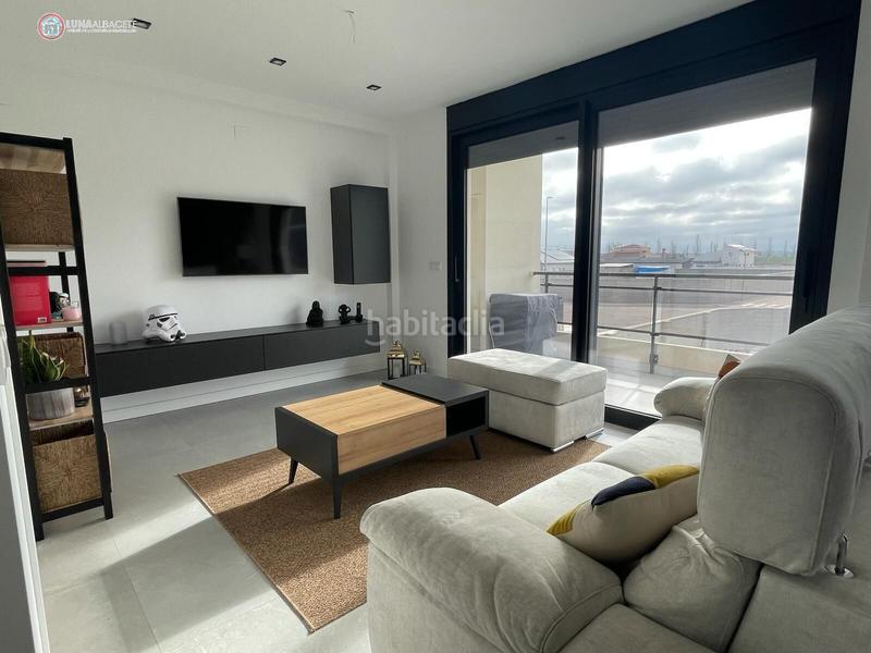 Foto 789b0532-94b3-4edf-adc7-9661a16300df. Chalet api luna ab vende chalet, de lujo y diseño, urbano en Albacete