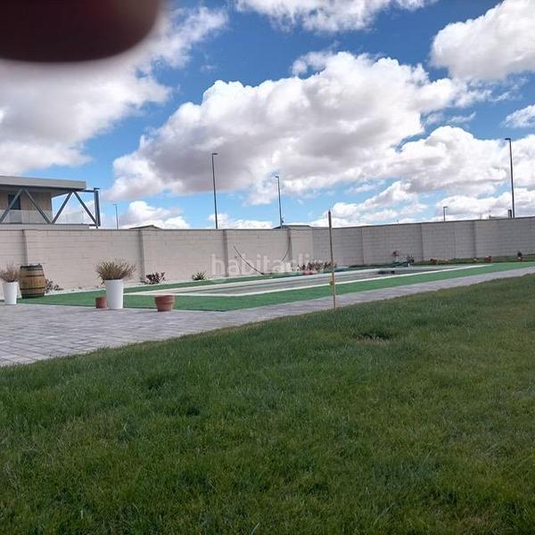 Foto d8290301-0c29-44ba-91f6-d73fc3d895ea. Chalet api luna ab vende chalet, de lujo y diseño, urbano en Albacete