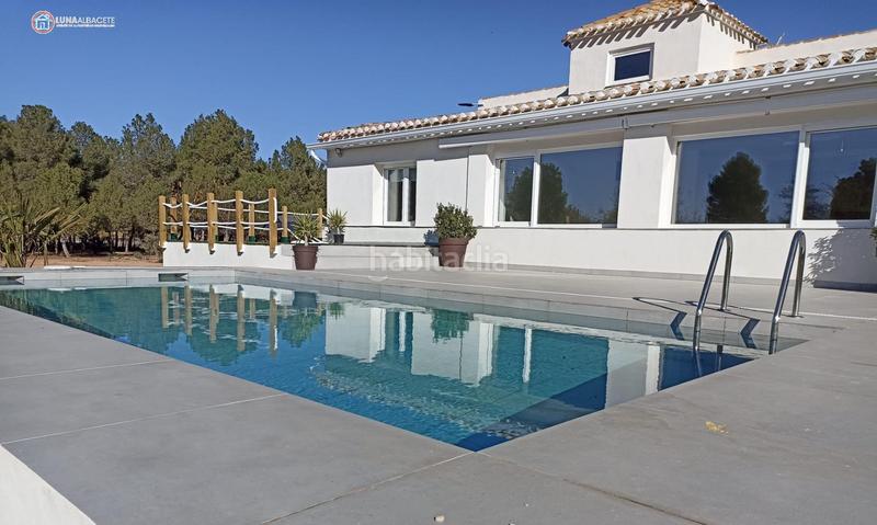 Foto 4ce2bb1d-b244-4f51-9618-d0bc976716d8. Masia amb calefacció aparcament piscina a Pedanías - Extrarradio Albacete