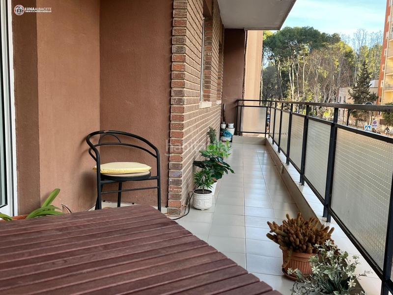 Foto 35a464f7-8d7a-4b4a-a016-95fabcb891e9. Piso api luna inmobiliaria vende pisogaraje zona parque en Albacete