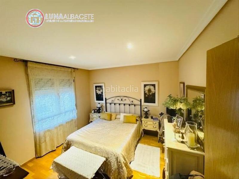 Foto 64a9074a-bcd5-4cd2-a145-47e72b67d5c7. Semi detached house with heating parking pool in Facultad de Medicina Albacete