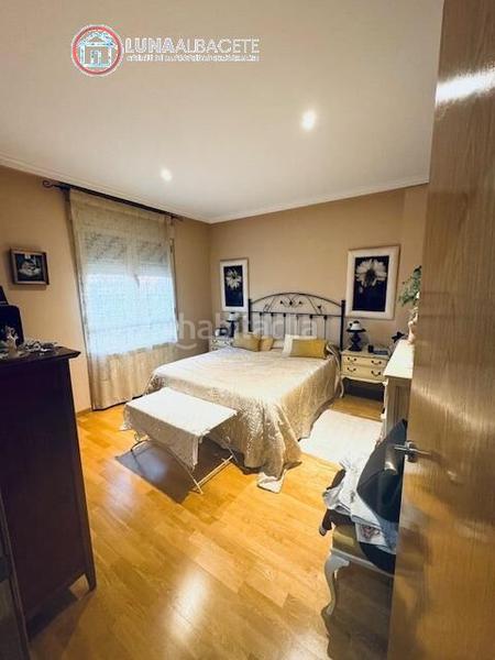 Foto 75aaf93d-5707-470f-a699-6717d78b7008. Semi detached house with heating parking pool in Facultad de Medicina Albacete