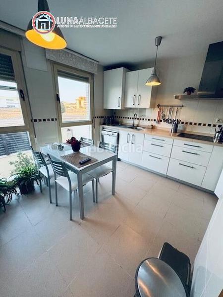 Foto b085f233-da4a-481f-b813-7f00f269062f. Semi detached house with heating parking pool in Facultad de Medicina Albacete