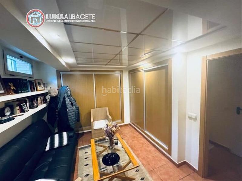 Foto b78f7a2b-2355-432f-a4f0-d6a1f931c806. Semi detached house with heating parking pool in Facultad de Medicina Albacete