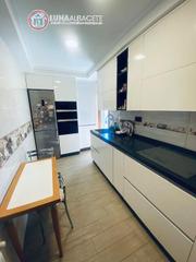 Appartamento en Centro. Se vende bonito piso en zona centro  villacerrada, luminoso y li