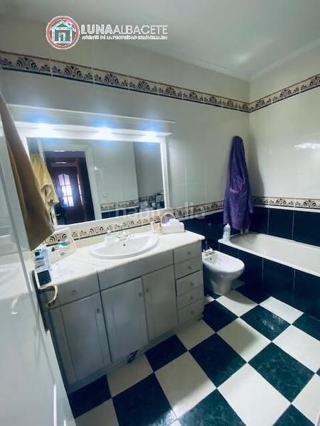 Foto 429ad61a-0791-49c4-8da0-ecde302f4ee8. Appartamento con riscaldamento in Centro Albacete