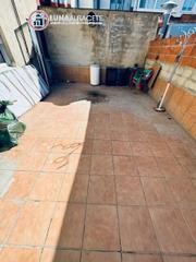 Appartement à Santa Teresa - Vereda. Api luna vende piso de 4 habitaciones y patio en vereda de jaen