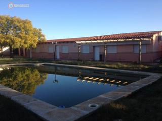 Chalet à Estación. Chalet en venta en pozomajano, 3 dormitorios.