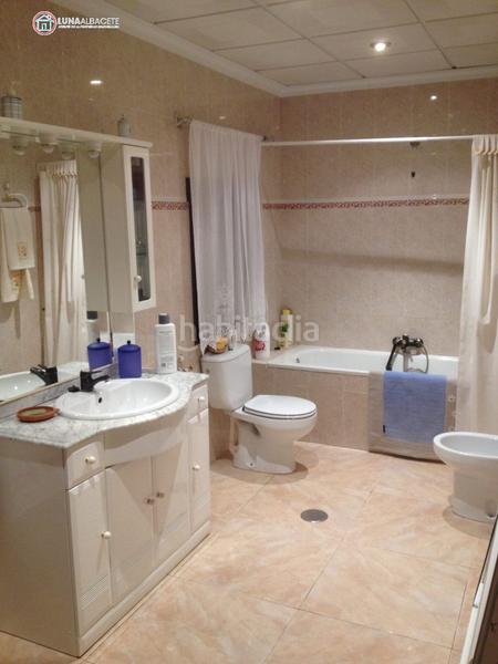 Foto 2c4f0bc7-c28d-4299-b258-17f89a21a2d5. Chalet con riscaldamento piscina in Estación Albacete