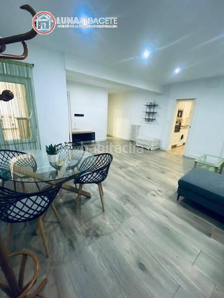 Foto 58121d51-8796-4024-8bd0-864f5e20e202. Lloguer apartament amb calefacció a Centro Albacete