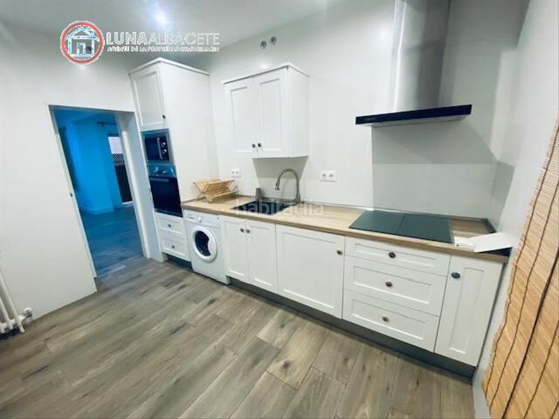 Foto e8fac1f4-b586-47be-a3ad-bc14e89399b5. Lloguer apartament amb calefacció a Centro Albacete
