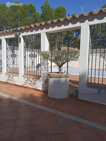 Foto 3a404c48-a77b-4a9b-a616-773d7e160162. Lloguer xalet amb calefacció piscina a Pedanías - Extrarradio Albacete