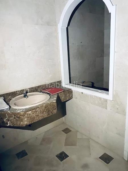 Foto 1e5ffdef-9405-4233-9002-ef5d496271f9. Lloguer local comercial a Centro Albacete