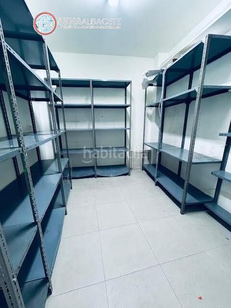 Foto 0896afb3-525c-4dbc-95e8-8cccf13f3735. Affitto locale commerciale in Carretas - Pajarita Albacete