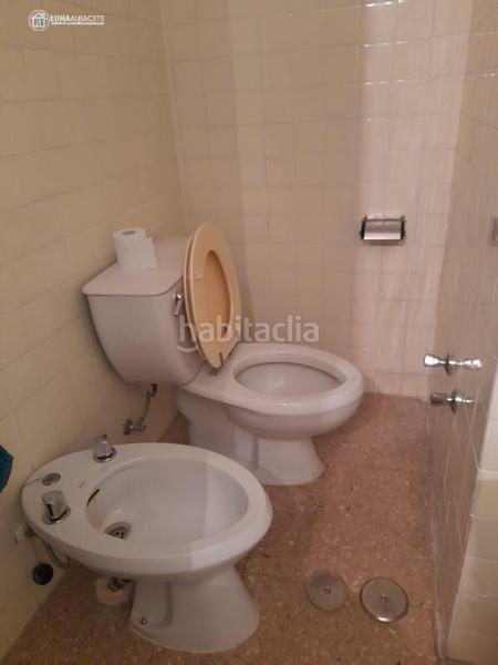 Foto 3472c0e8-b04b-434b-b6b3-2d1f74d08344. Piso  en venta en parque sur, 6 dormitorios. en Albacete