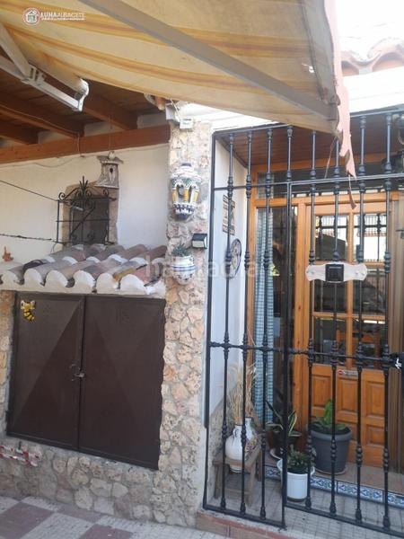 Foto ab4569ab-b064-44ff-9259-b4d47ebd2d53. Chalet  en venta en feria, 4 dormitorios. en Albacete