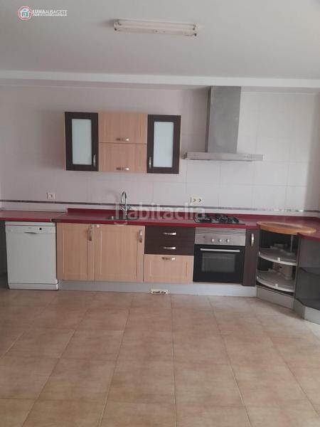 Foto 0c61bbae-1186-4141-ad33-00b4ed78c6b5. Casa adosada adosado en venta en centro, 4 dormitorios. en Gineta (La)