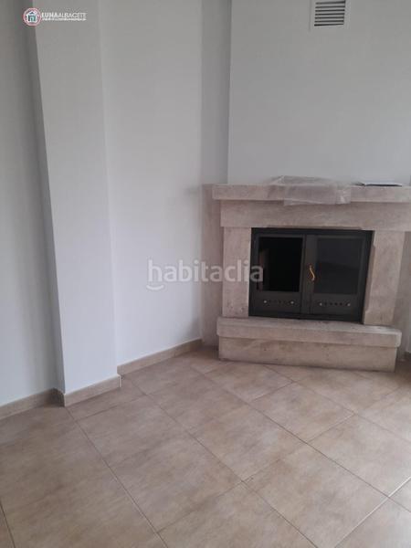 Foto 1dd6c85b-b632-400d-b696-83d3c75cc0c0. Casa adosada adosado en venta en centro, 4 dormitorios. en Gineta (La)