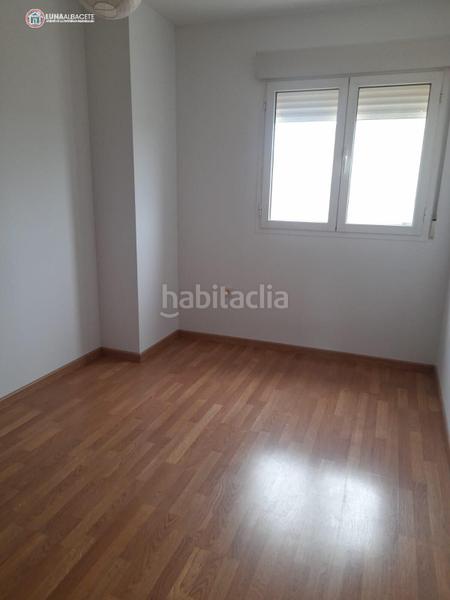 Foto 2c656733-4c07-4d87-baee-b8d6004177e8. Casa adosada adosado en venta en centro, 4 dormitorios. en Gineta (La)