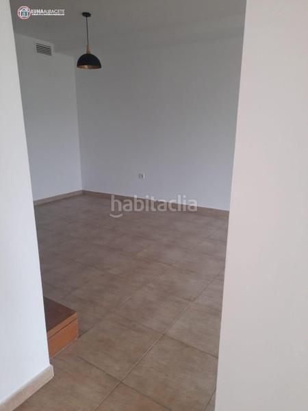 Foto 54837b45-d0fe-4213-a453-9bb2acdde83a. Casa adosada adosado en venta en centro, 4 dormitorios. en Gineta (La)
