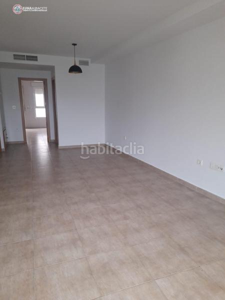 Foto 777ad7e4-0f34-4cb0-9322-209cbfd08849. Casa adosada adosado en venta en centro, 4 dormitorios. en Gineta (La)