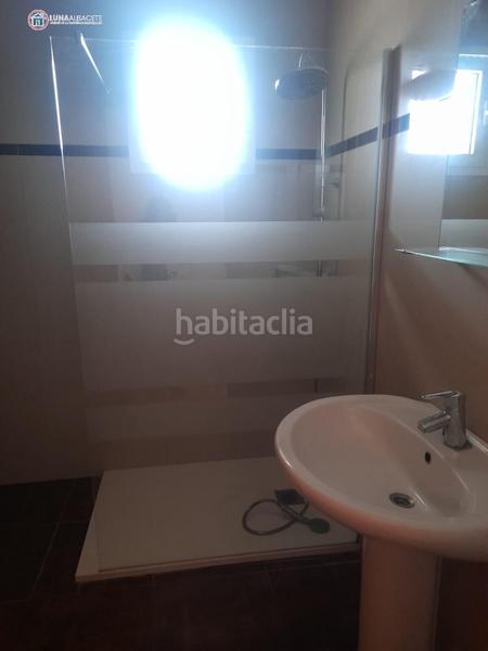 Foto eea8f29b-7afe-47c9-b105-e582ee78b913. Casa adosada adosado en venta en centro, 4 dormitorios. en Gineta (La)