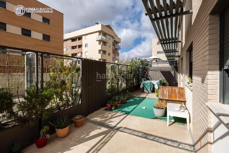 Foto 41d717de-d61c-43db-9850-44171187e466. Piso  en venta en Facultad de Medicina, 4 dormitorios. en Albacete