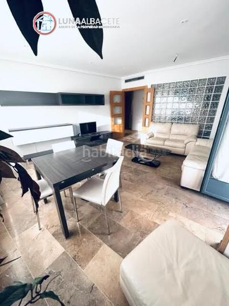 Foto 0a33c098-6964-4779-bb79-2f0821c9bff5. Apartament amb calefacció aparcament a Ensanche - Franciscanos Albacete