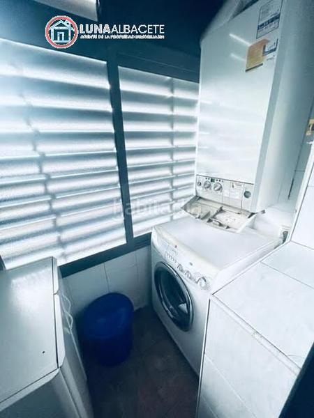 Foto e0bc5ba1-87b2-42aa-a609-c04a07e109f1. Apartament amb calefacció aparcament a Ensanche - Franciscanos Albacete