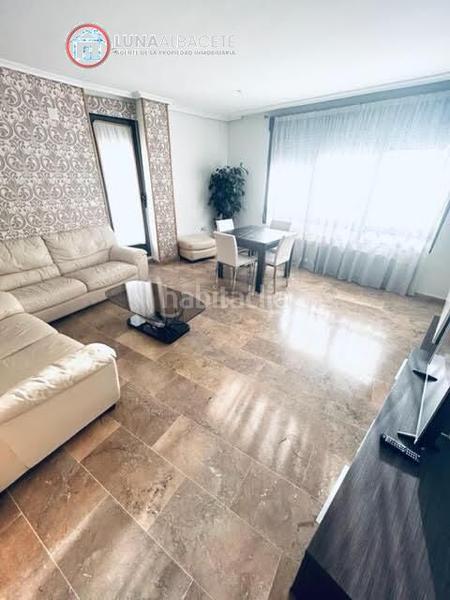 Foto e8e38ddb-4284-400b-b470-903ca37ee07b. Apartament amb calefacció aparcament a Ensanche - Franciscanos Albacete