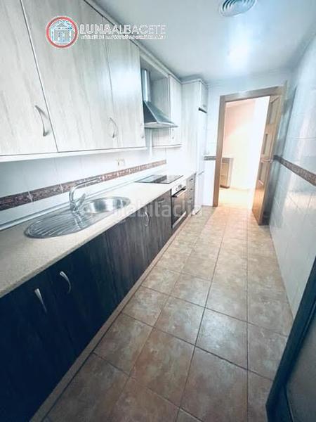 Foto fcc34822-1435-4de6-88e6-85fc722708ce. Apartament amb calefacció aparcament a Ensanche - Franciscanos Albacete